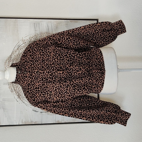 New Marled Animal Print Sweater Jacket Size XS - Picture 1 of 9